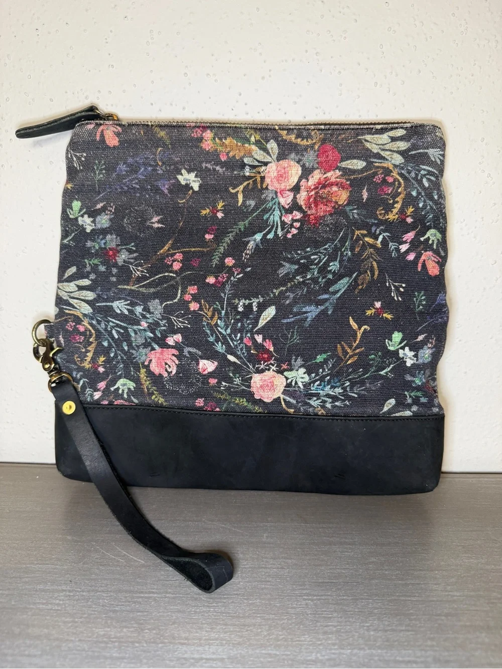 House of Flynn Floral Wristlet Clutch Black Leather Boho Handbag Purse - Picture 4 of 13